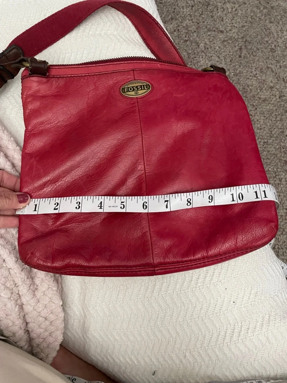Fossil Women’s red Crossbody Leather Bag with double zip pocket front - Picture 7 of 10